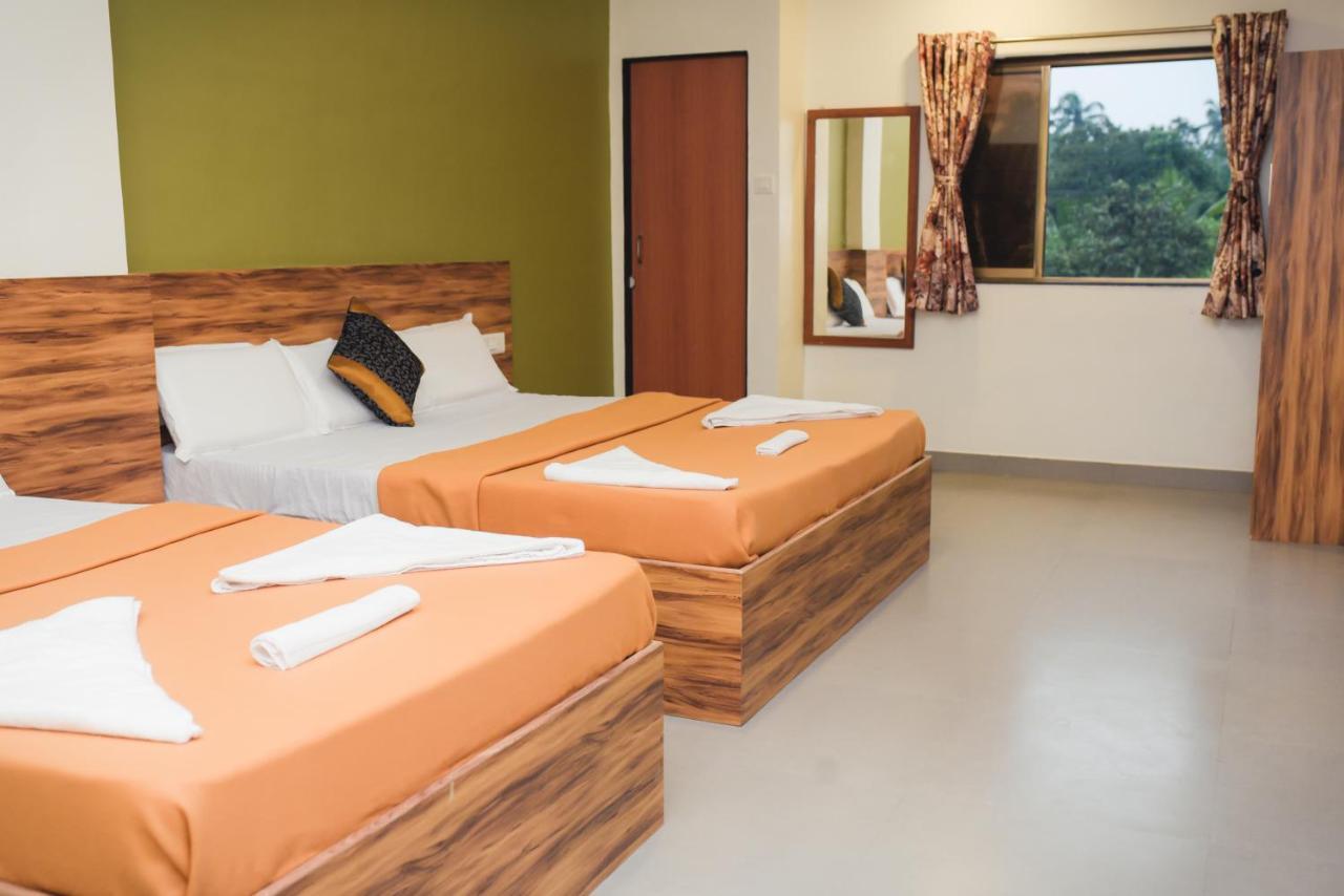 آليباغ Lotus Hotel Nagaon Beach المظهر الخارجي الصورة